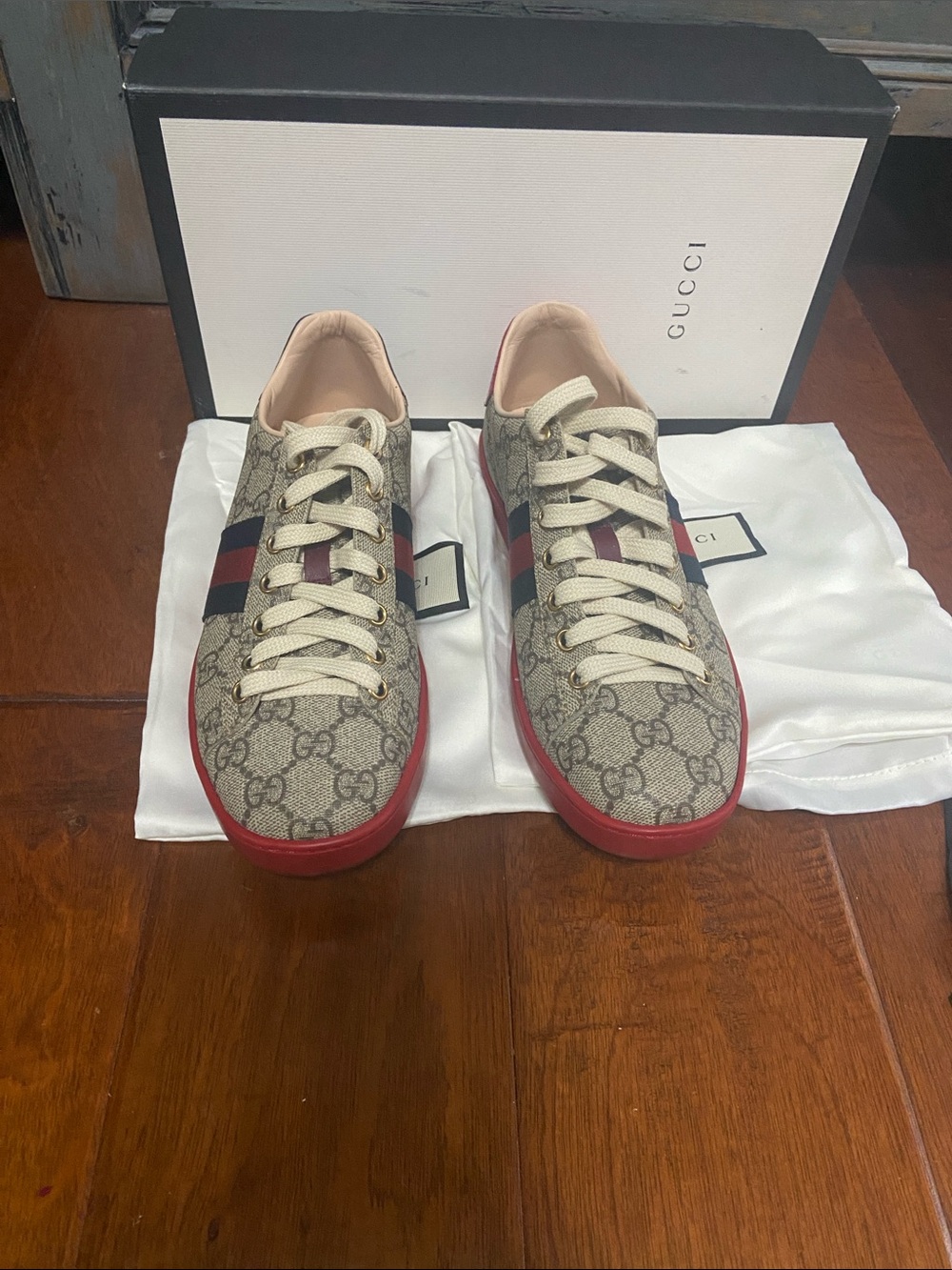Gucci Beige GG Supreme Sneakers with Red Sole and Navy/Red Web Stripe - Picture 3 of 8